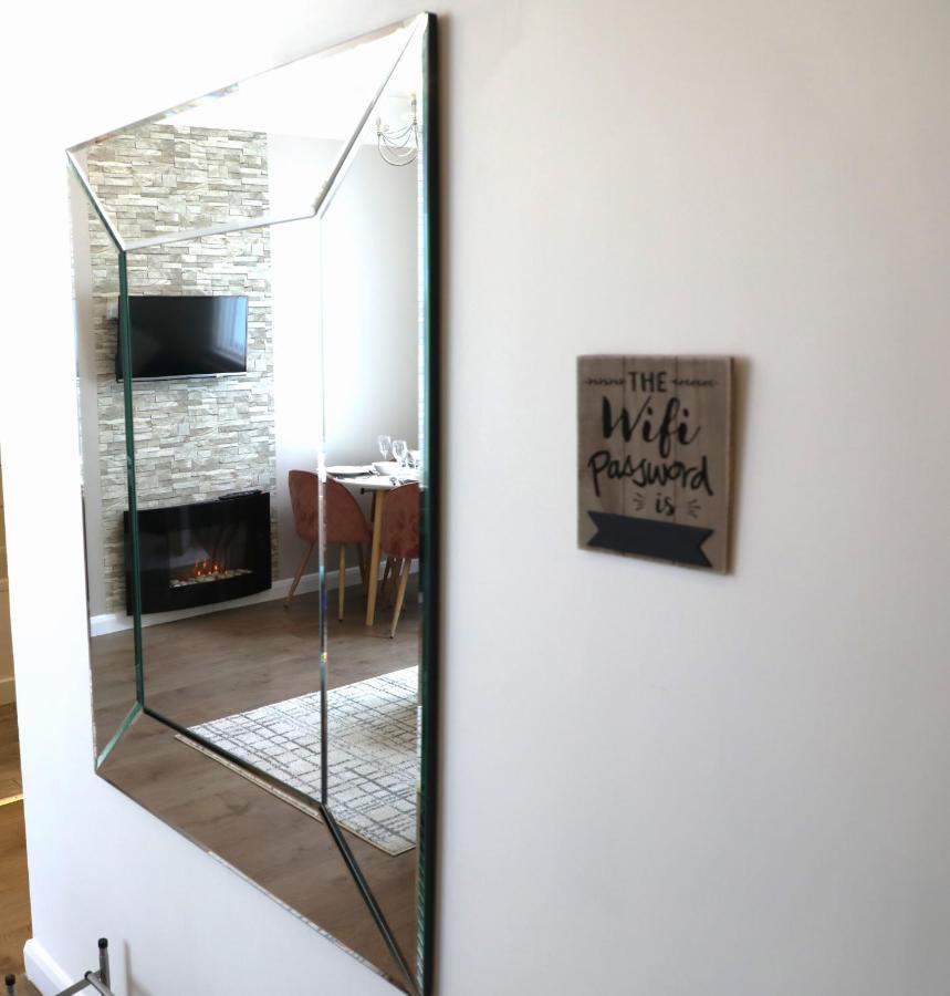 Amprenta Apartment - Gorgeous Interior Designed 1 Bedroom Home Μπόρνμουθ Εξωτερικό φωτογραφία