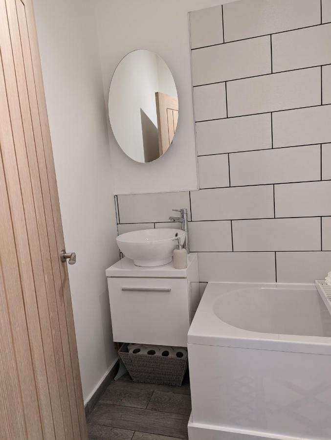 Amprenta Apartment - Gorgeous Interior Designed 1 Bedroom Home Μπόρνμουθ Εξωτερικό φωτογραφία